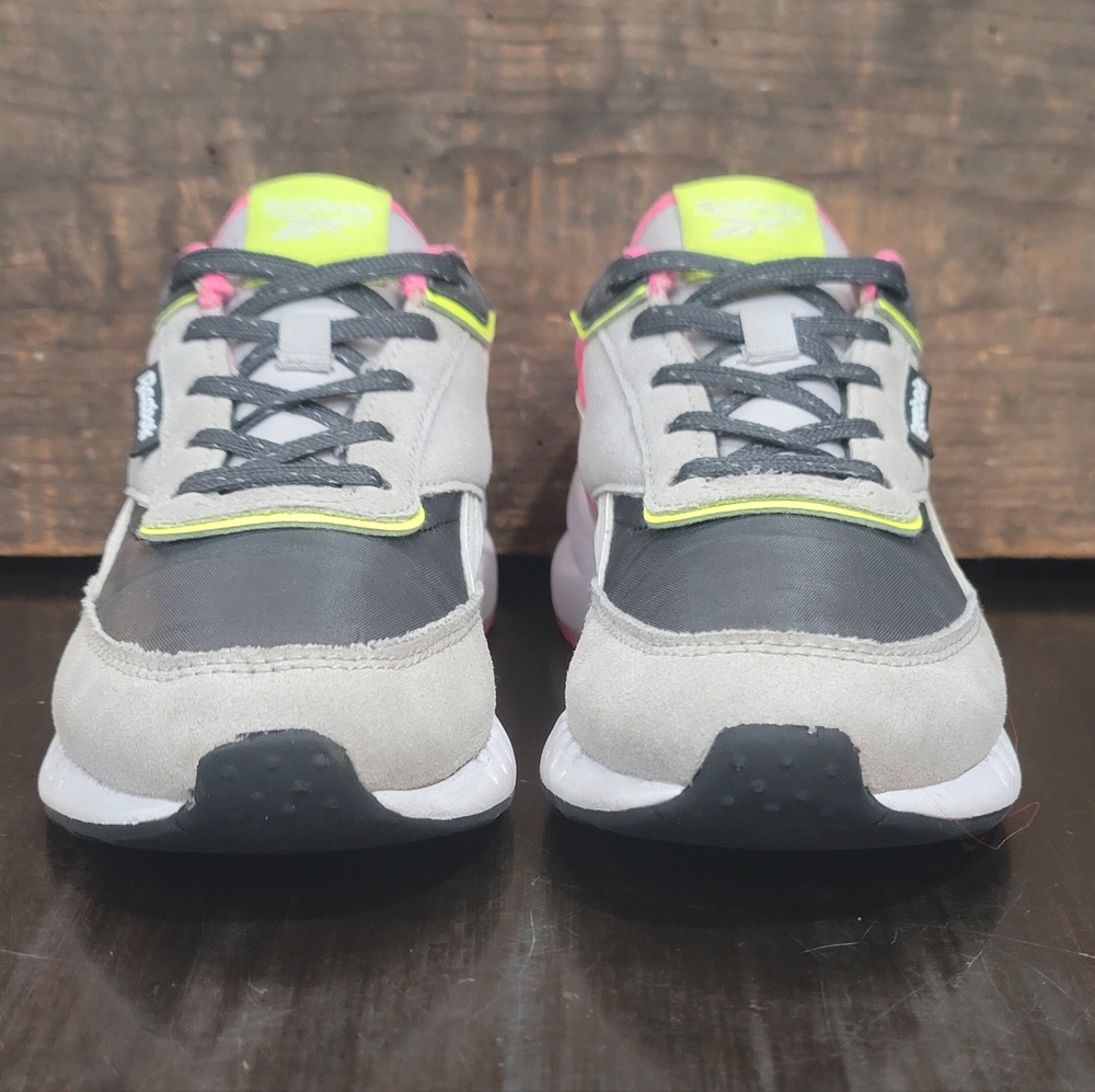 Reebok Forte Racer Lifestyle Sneaker. US 2 Good Cond! Fast Shipper - Picture 7 of 13